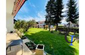 Blick von der Terrasse links