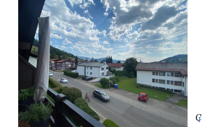 Blick nach links Balkon Wohnzimmer